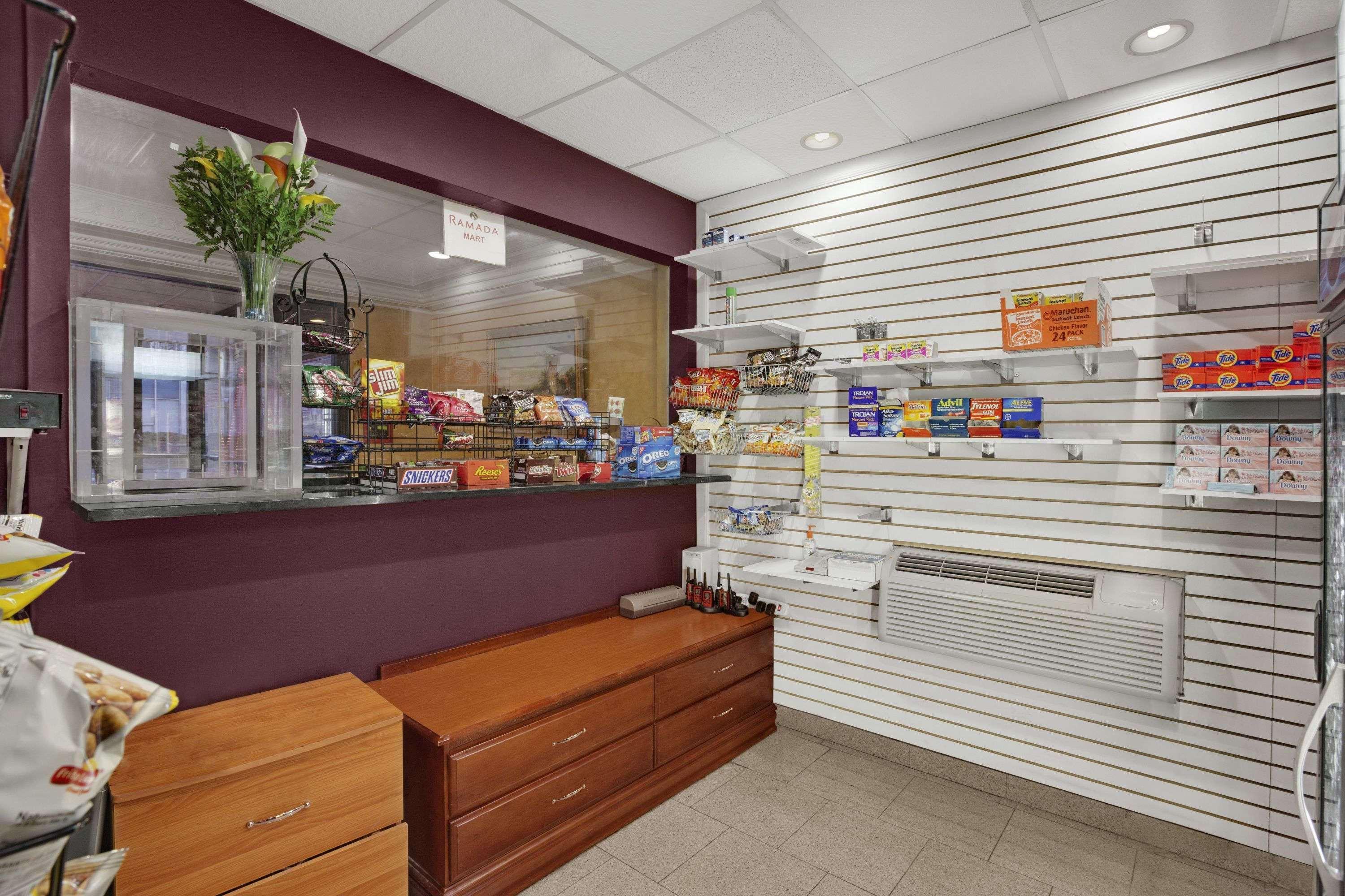 Ramada By Wyndham East Orange Hotel Luaran gambar